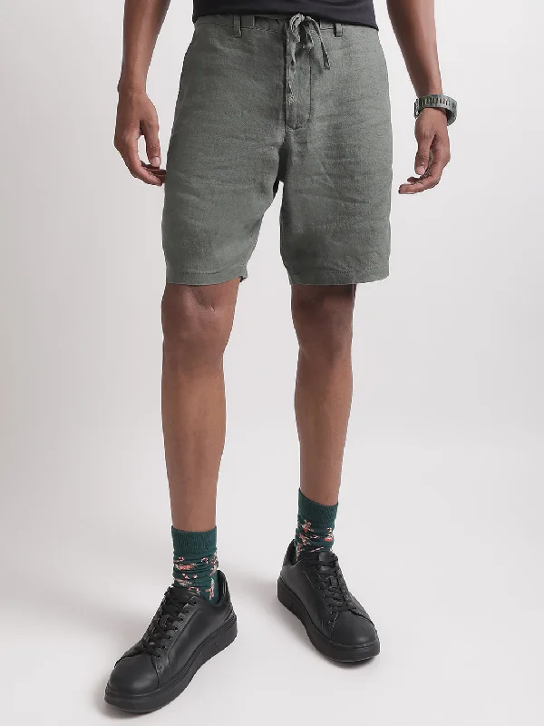 Gant Men Mid-Rise Loose Fit Linen Shorts