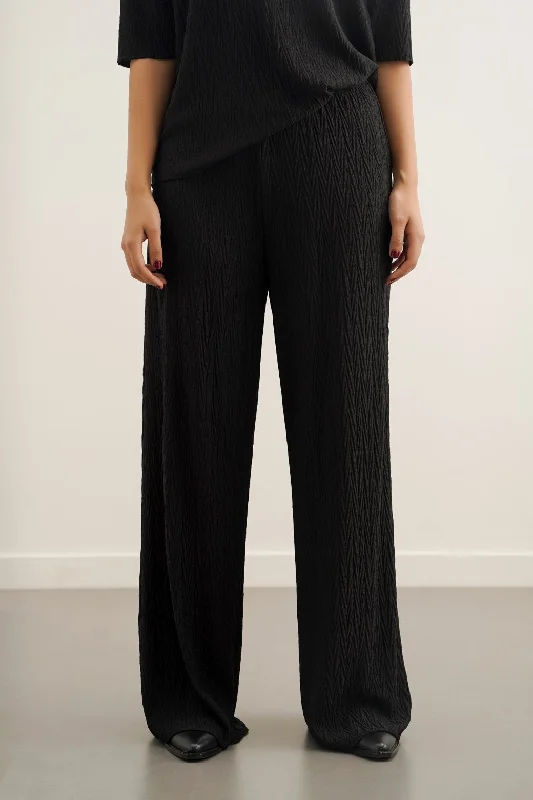 TEXTURED TROUSERS