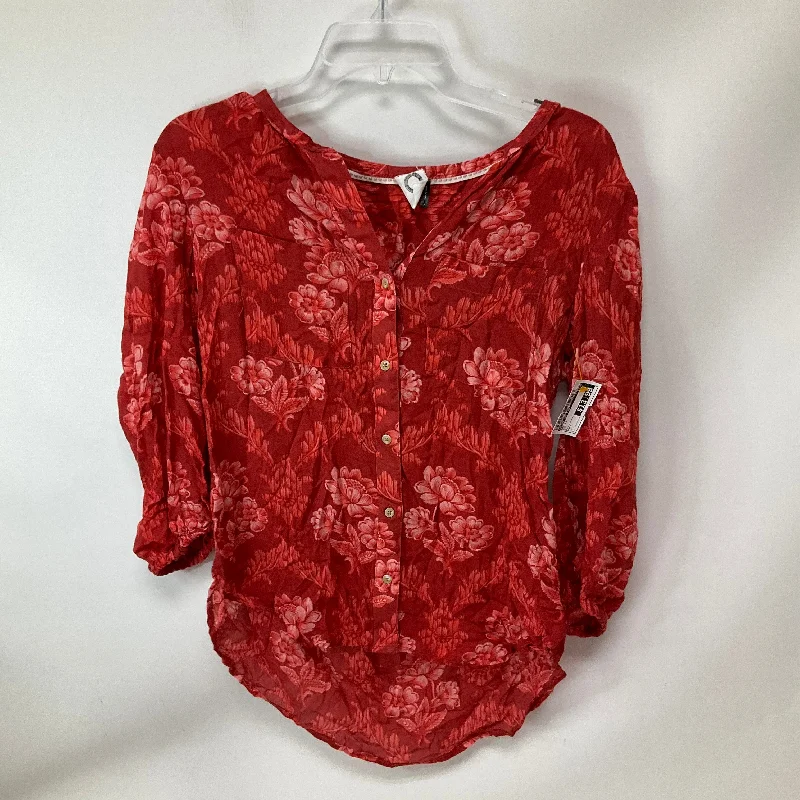 Top Long Sleeve By Akemi And Kin In Red, Size: S